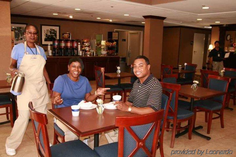 Hampton Inn Raleigh Cary Étterem fotó